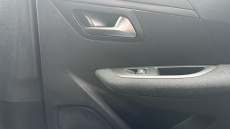 Peugeot 208 1.2 PureTech 100 Style 5dr Petrol Hatchback